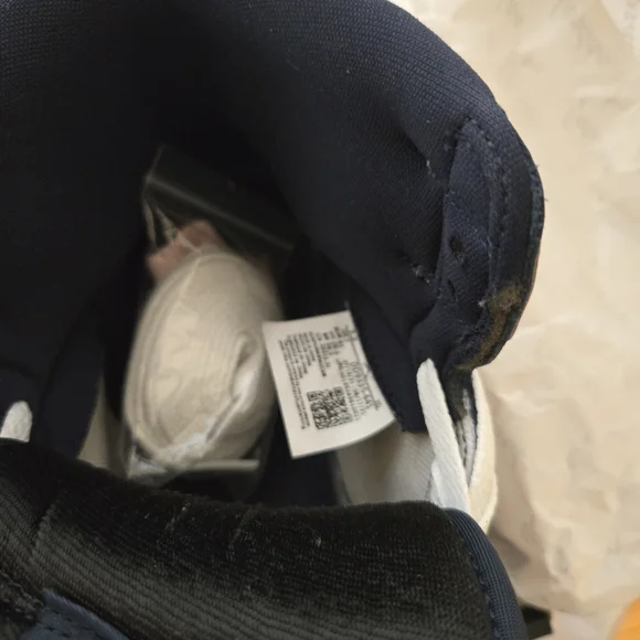 Nike Air Jordan 1 Retro High OG Atmosphere Bubblegum Size 9.5 Like NEW - Picture 8 of 9